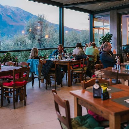 Hotel Limone Лимоне-суль-Гарда Экстерьер фото