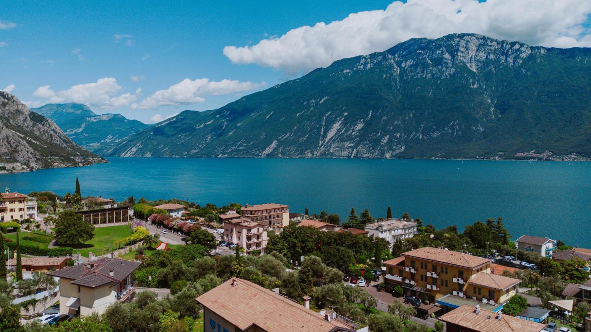 Hotel Limone Лимоне-суль-Гарда Экстерьер фото
